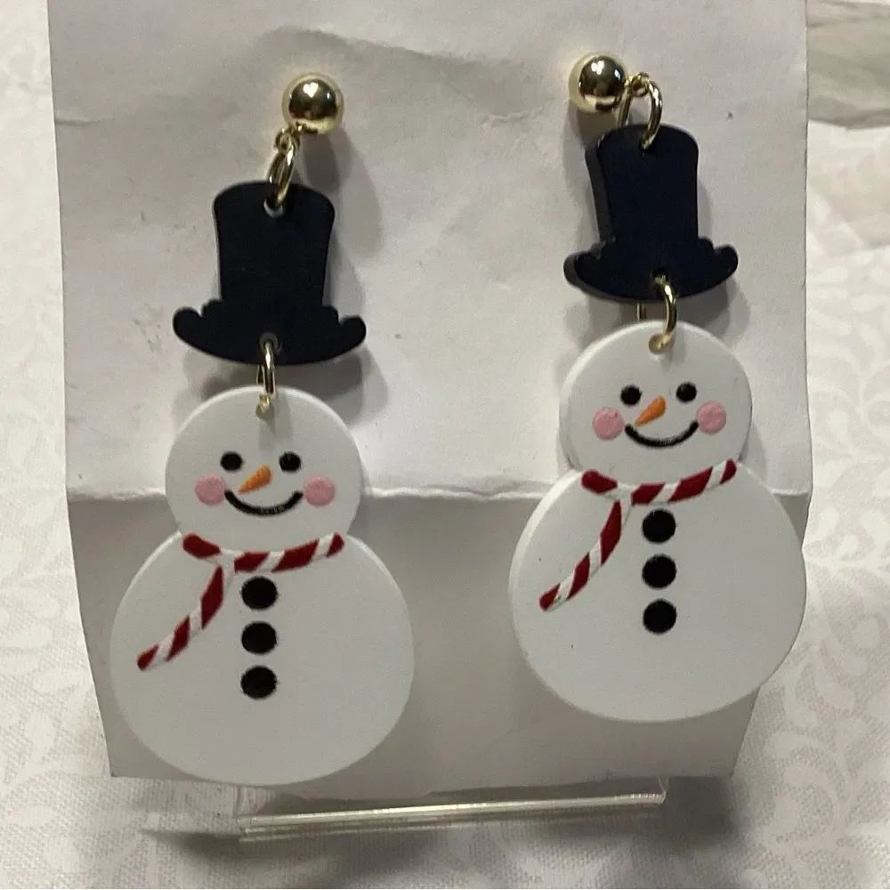 Pierced Earrings Snowmen Cuties
